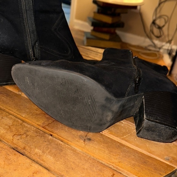 Divided by H &M Black Suede zipped Cowgirl Ankle Boots - GUC - size 10 - Picture 6 of 9